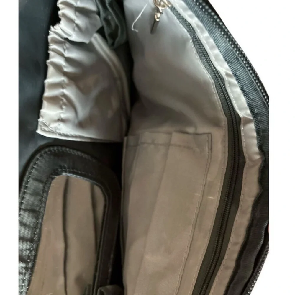 Lug Bag Lug‎ grey Quilted Puddle Jumper Multi Pocket Travel Gym Bag Unisex